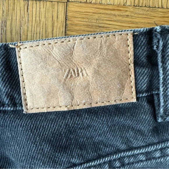 Zara 2 XS Black Denim Jean Shorts Button Zip Fly High Waisted - Picture 5 of 9